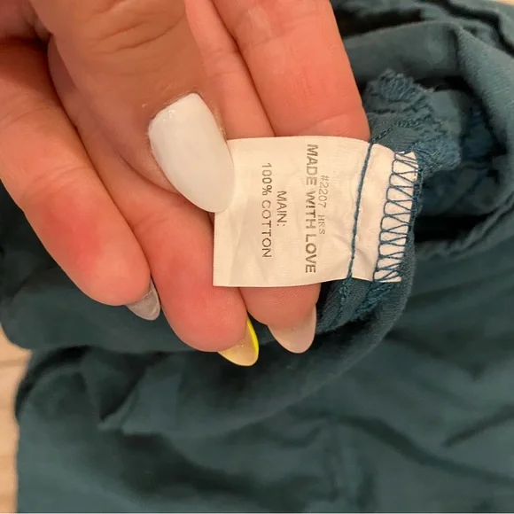 Asymmetrical Green Dress - Picture 5 of 9